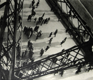 Ilse Bing - Campo di Marte dalla Tour Eiffel (Parigi, 1931)