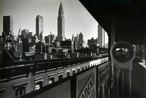 Ilse Bing - New York, The Elevated and me (1936)