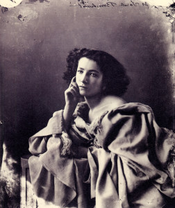 Nadar - Sarah Bernhardt 1864